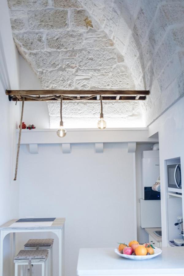 Suite Dante - Typical Apulian Rooms 奇斯泰尼诺 外观 照片