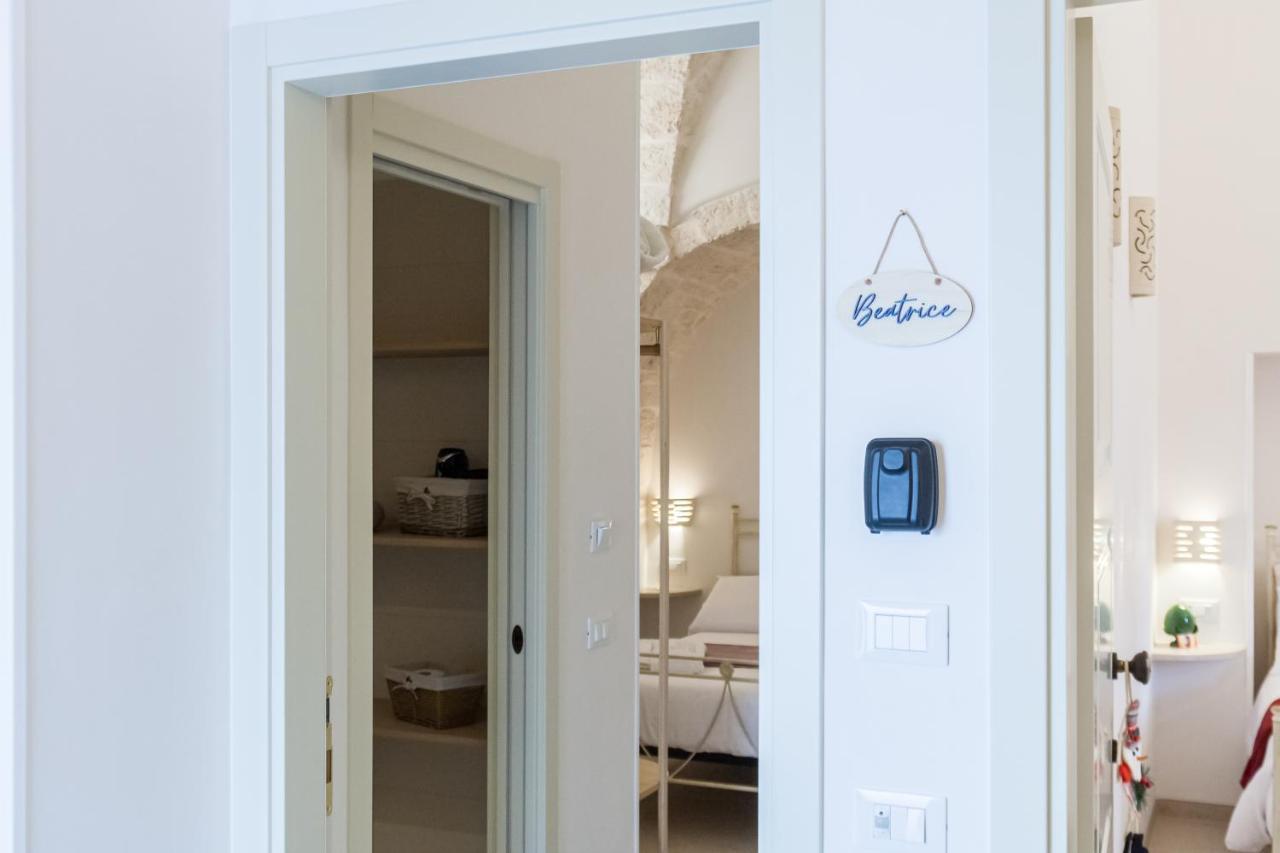 Suite Dante - Typical Apulian Rooms 奇斯泰尼诺 外观 照片